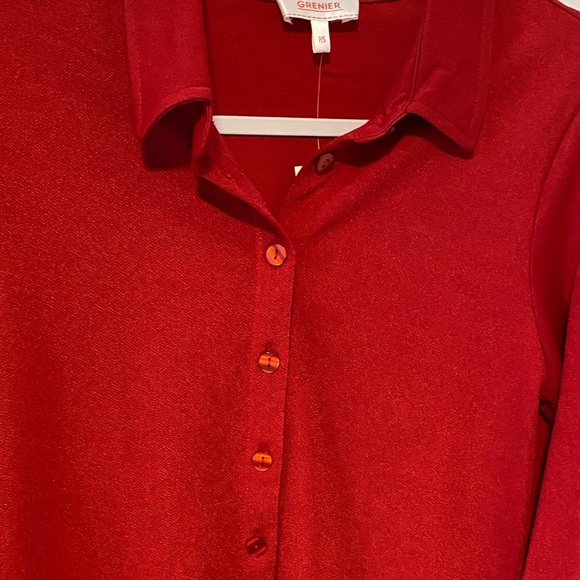 Red blouse - Picture 4 of 4